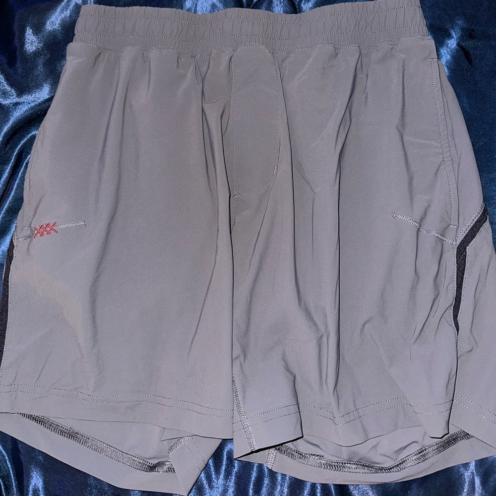 Men’s Rhone short